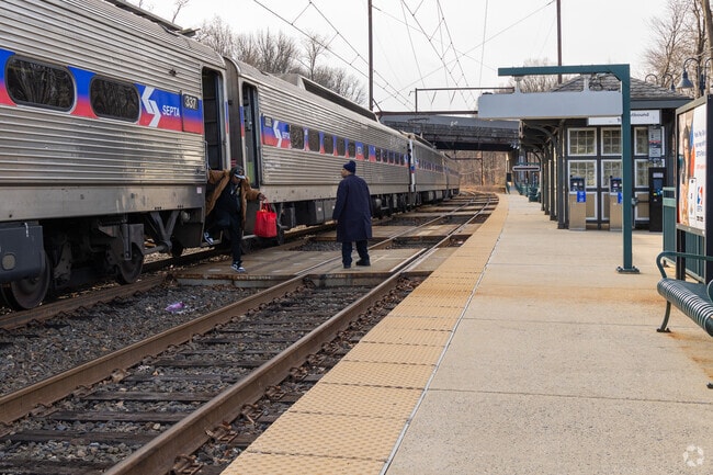 SEPTA Trains to West Trenton are minutes from Levittown.