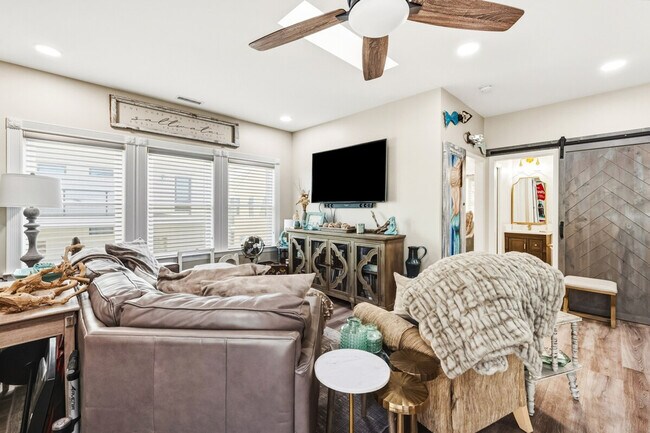 601 Hazard St unit ID1356498P, Georgetown, SC 29440 - photo 5