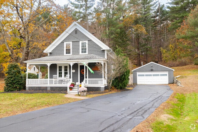 The older four square and salt box style homes in Smithfield are often very attractive.