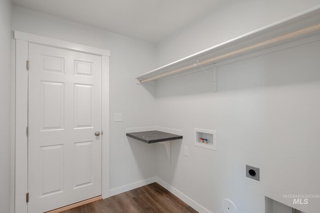 3878 E Syracuse St, Nampa, ID 83686 - photo 2