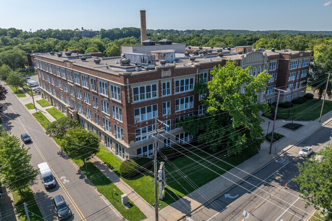 The Kalamazoo Innovative Learning Program serves students in grades 9-12.