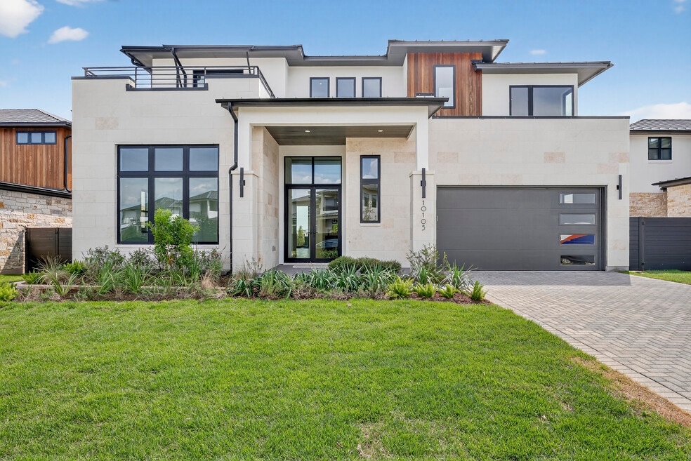 10105 Milky Way Dr, Austin, TX 78730 - photo 1