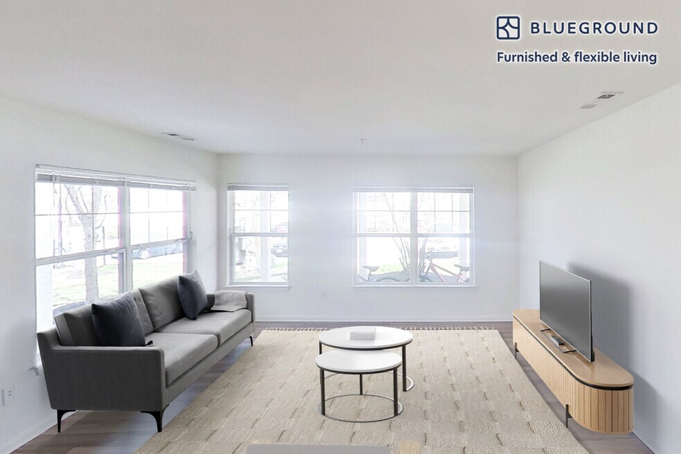 200 Avalon Dr unit FL1-ID3448A, Bedford, MA 01730 - photo 1