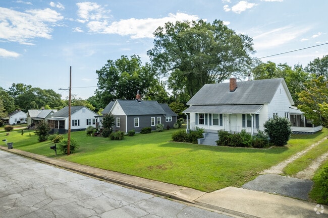 Many houses in Dunean sit on smaller plots of land.