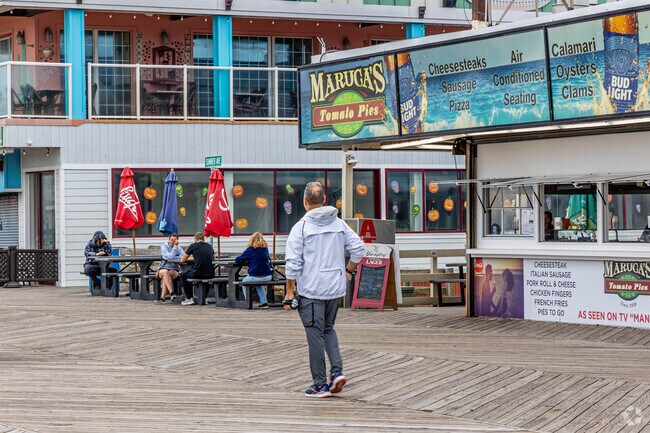 The Seaside Boardwalk is very leisurely with some restaurants open all year round.
