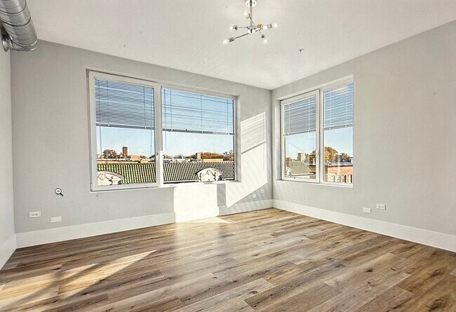 1539 W Howard St unit 410, Chicago, IL 60626 - photo 6