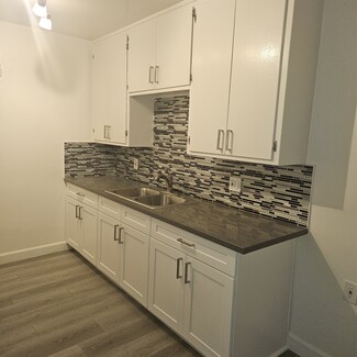13501 Van Ness Ave, Gardena, CA 90249