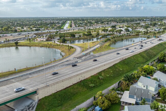 The Florida Turnpike is close to the neighborhood of Country Walk, FL.