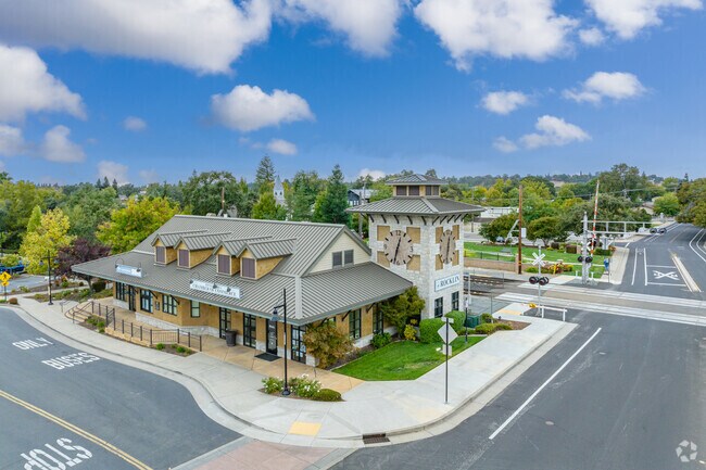 The Rocklin Amtrak Station is conveniently located close to Sunset Creekside.