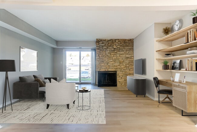 Coventry Court West Apartments, Fort Wayne, IN 46804 - photo 4