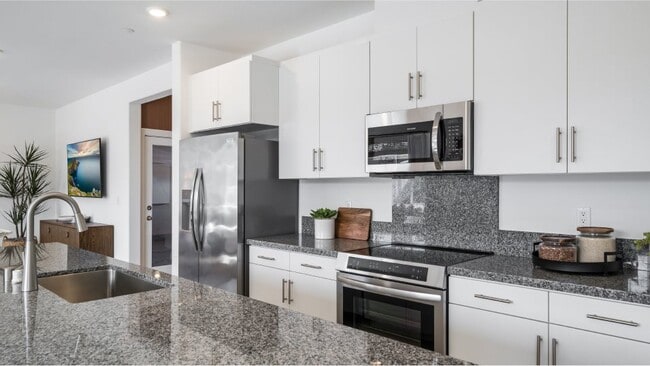 300 Grand Sky Ln, Perris, CA 92570 - photo 3