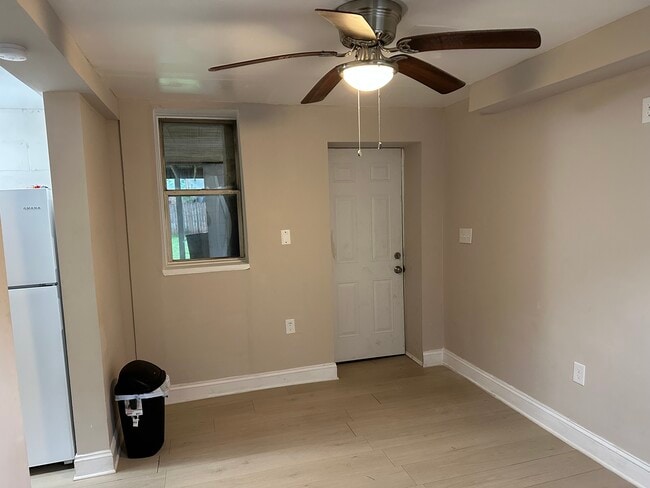 120 Chappell Rd SW unit 1, Atlanta, GA 30314 - photo 3