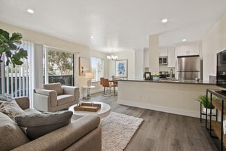 2727 6th St, Santa Monica, CA 90405