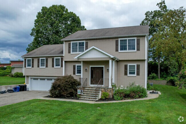 Cortlandt Manor has homes of many different shapes and sizes.