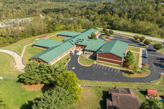 According to state test scores, 79% of Bellaire Middle School students are at least proficient in math.