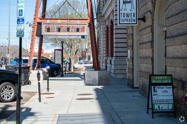 The Alley in Downtown Montgomery has many Restaurants and Bars.