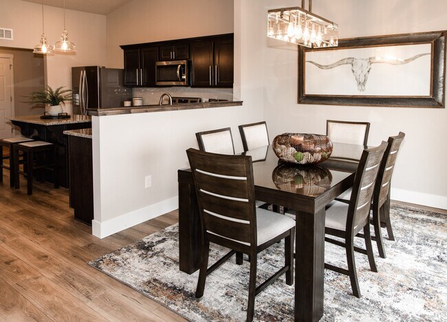 560 Pioneer Trail unit 36462147, Cedar Springs, MI 49319 - photo 5