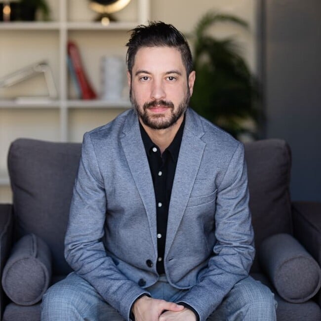 Agent Photo