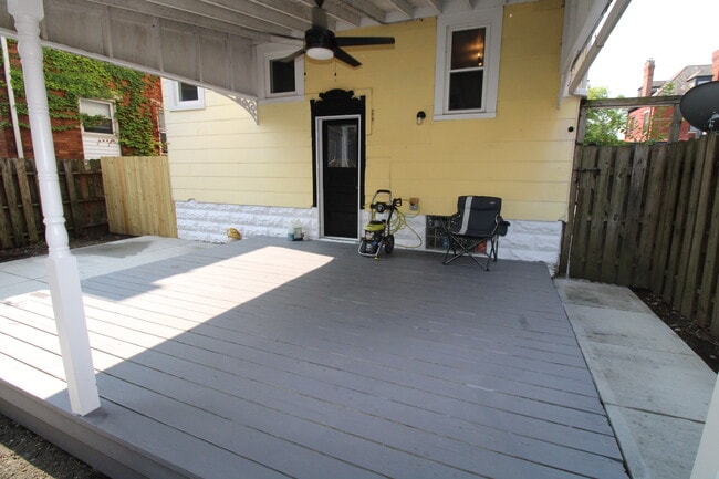 Sidewalk wrap around to patio,
