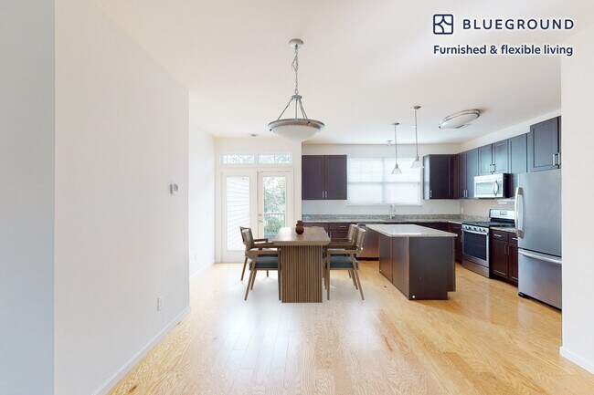 998 Stewart Ave unit FL3-ID3488A, Garden City, NY 11530 - photo 6