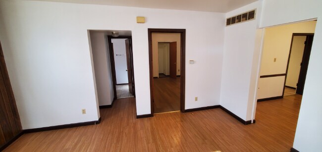 2203 Gaebler Ave, Saint Louis, MO 63114 - photo 4