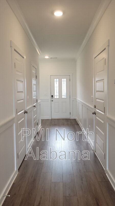 7578 Discovery Pt Dr NW, Huntsville, AL 35806 - photo 2