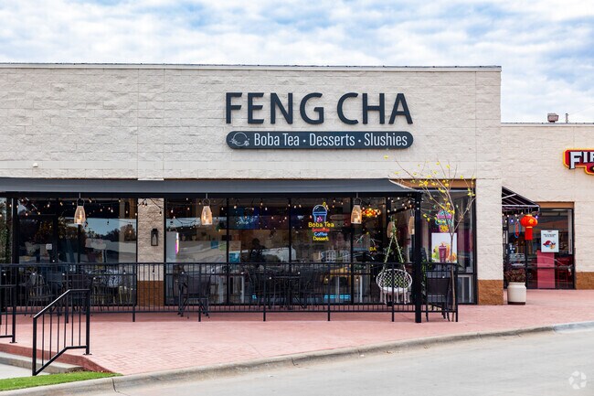 Feng Cha near Cedar Lakes Village has plenty of refreshing beverages to try.