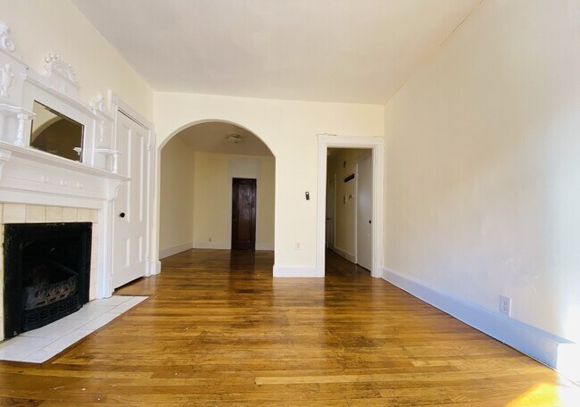 50 Saint Germain St unit 3, Boston, MA 02115 - photo 5