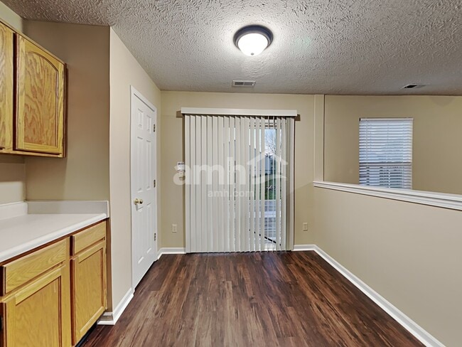 894 Windsor Ln, Danville, IN 46122 - photo 4