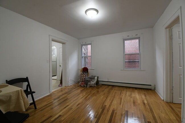 4658 Bronx Blvd, the Bronx, NY 10470 - photo 4