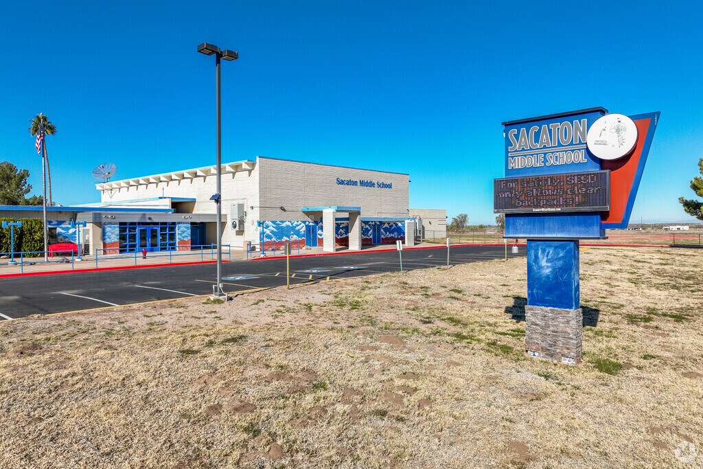 Sacaton Middle School in Pinal County fosters a vibrant community of young learners.