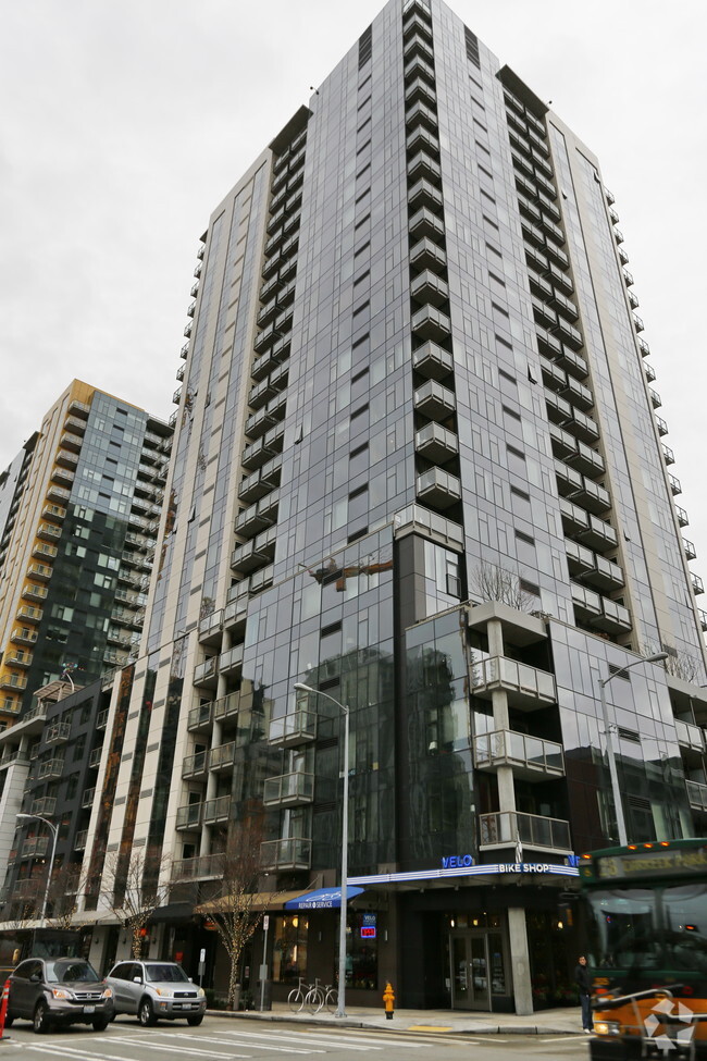 2121 6th Ave, Seattle, WA 98121