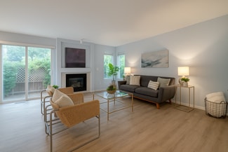 5175 NE Schoeler Cir, Hillsboro, OR 97124