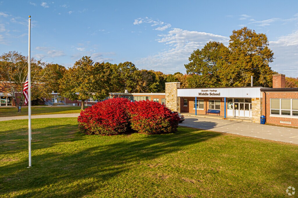 Elizabeth Hastings Middle School has a variety of clubs for students to join.