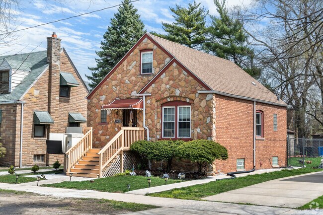 Brick and stone masonry are popular materials for homes in the Trumbull Park neighborhood.