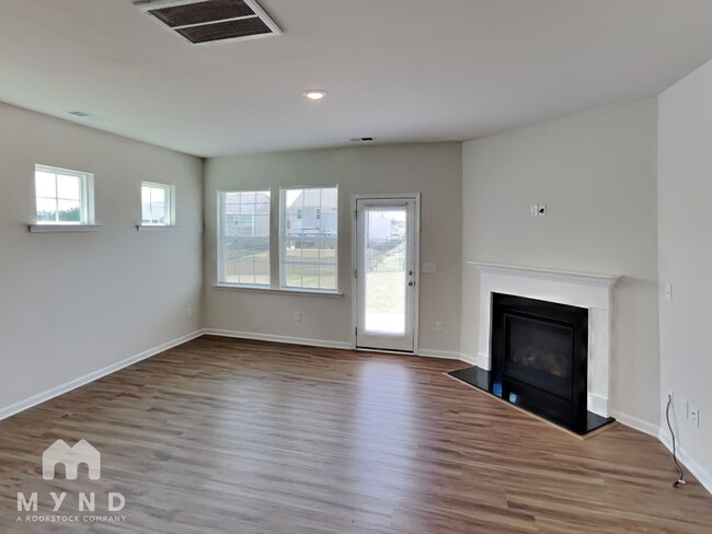 118 Rooster Tail Ln, Troutman, NC 28166 - photo 3