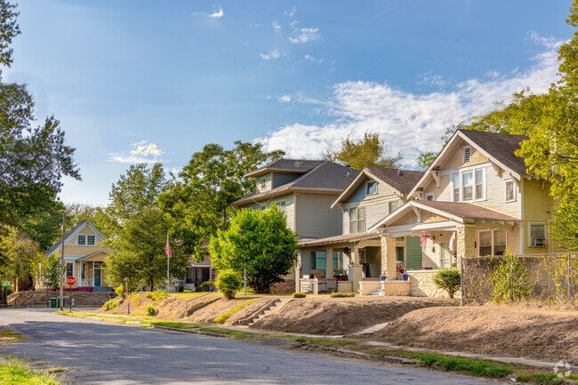 Traditional styles are found in the Central High neighborhood.