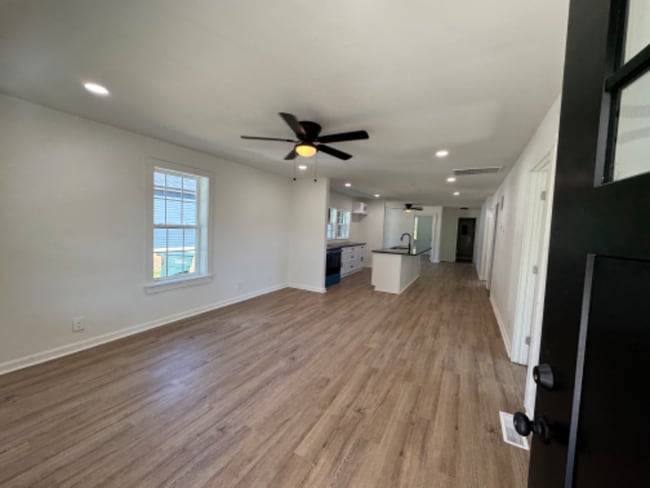 351 Fox St SW, Concord, NC 28025 - photo 2