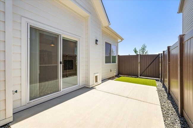 Alante Homes at Spring Run, Caldwell, ID 83607 - photo 2