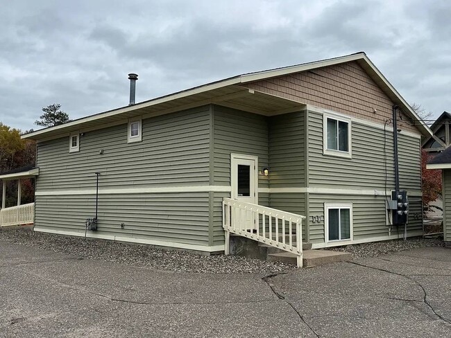 Fantastic 2-bedroom apartment, Brainerd, MN 56401 - photo 3