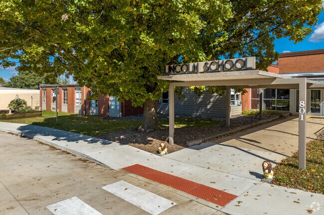 Lincoln Elementary School is also home to the Lincoln Mathletes.