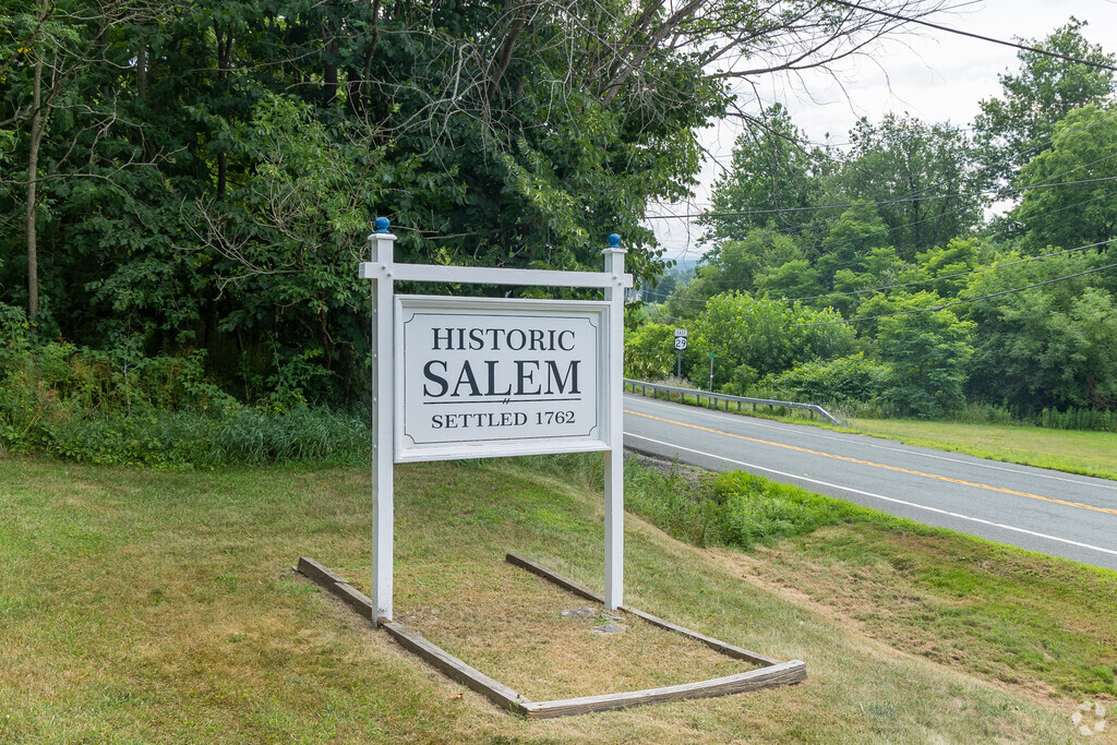 About Salem | Schools, Demographics, Things to Do - Homes.com