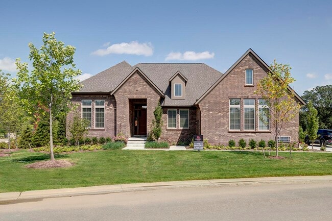 30803 Franklin Hills Ct unit 36491170, Farmington, MI 48334 - photo 4