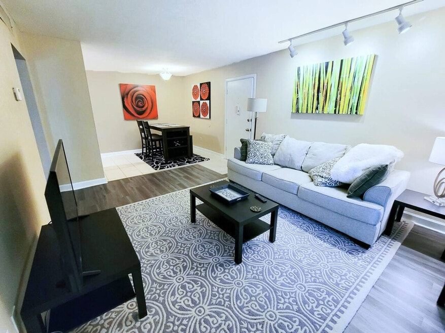 1700 SW 16th Ct unit ID1359114P, Gainesville, FL 32608 - photo 1