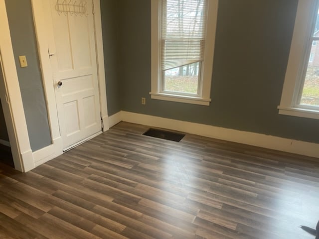 447 E Silver St unit C, Sharon, PA 16146 - photo 1