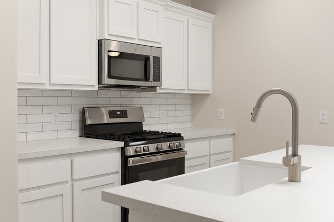 3917 Westway Ave, McAllen, TX 78501 - photo 7