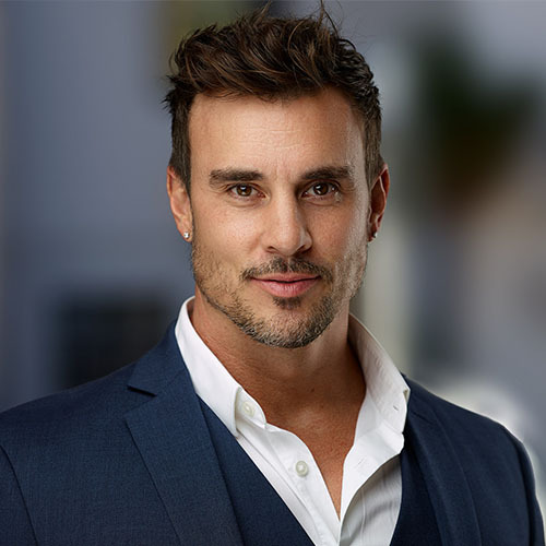 Agent Photo