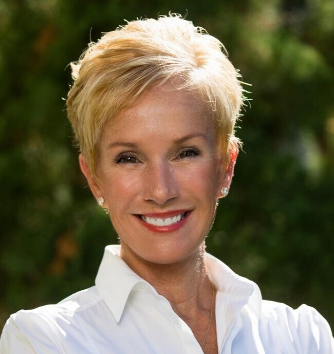 Jill Nesbitt - Your Dunes Team