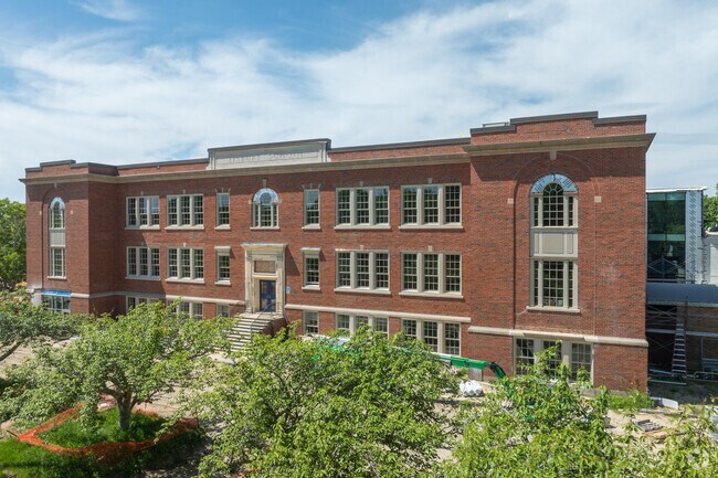 Niche gave Tisbury Elementary School an A in the Diversity category.