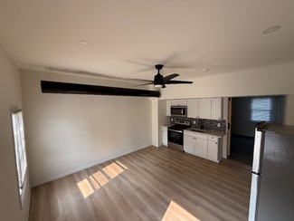 205 N Furnace St Unit 2, Birdsboro, PA 19508